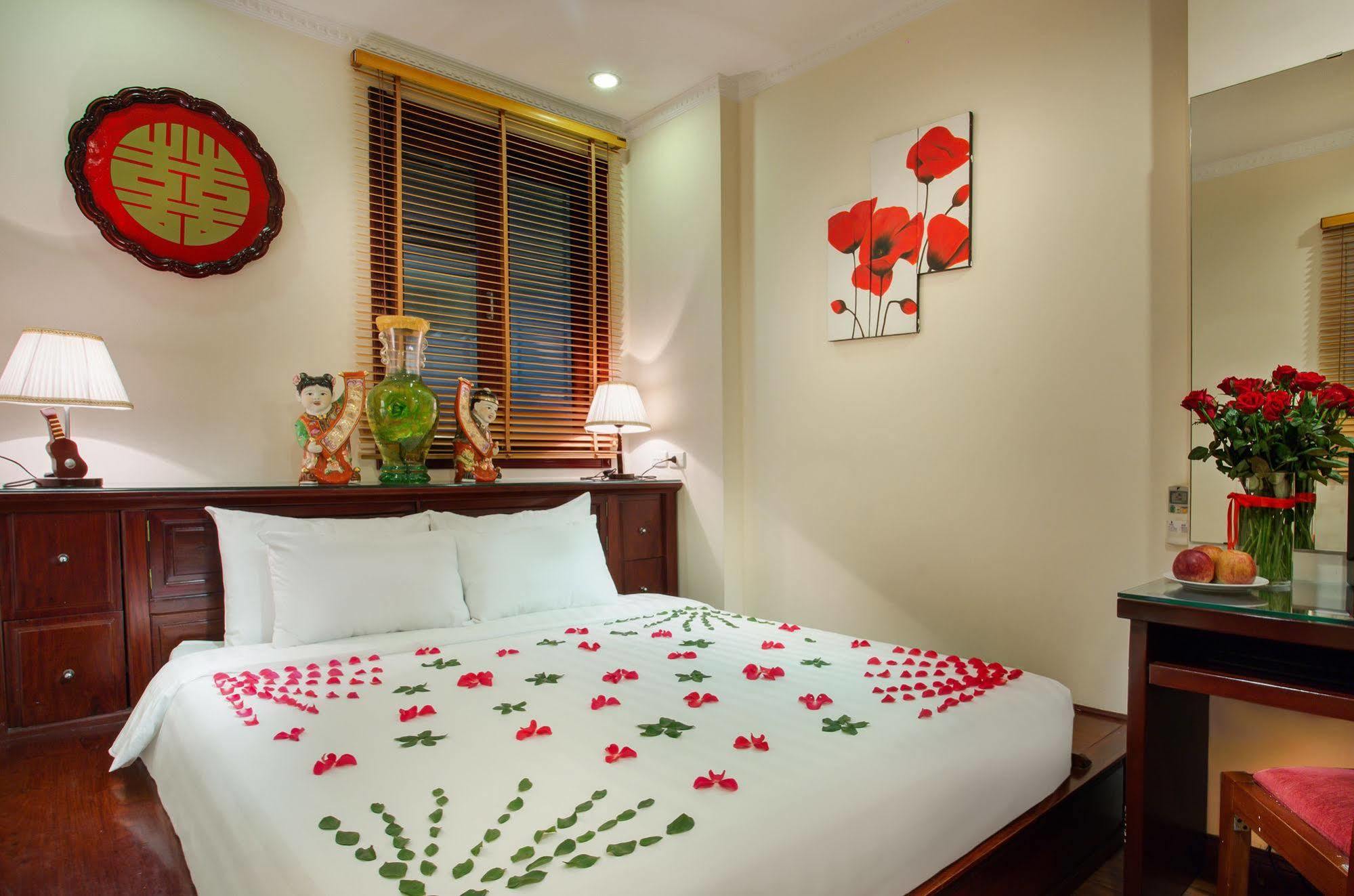 Luminous Viet Hotel Ανόι Εξωτερικό φωτογραφία